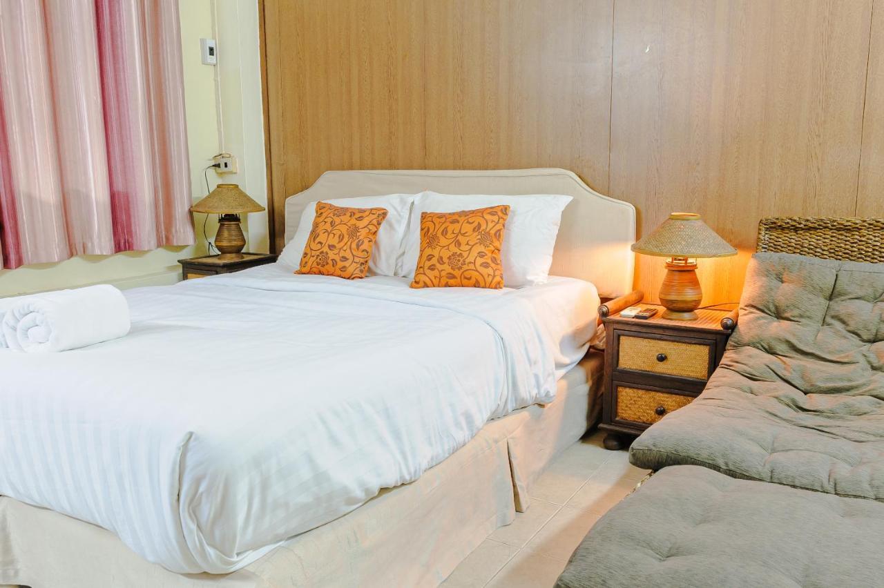 High5 Guesthouse Pattaya Exterior foto